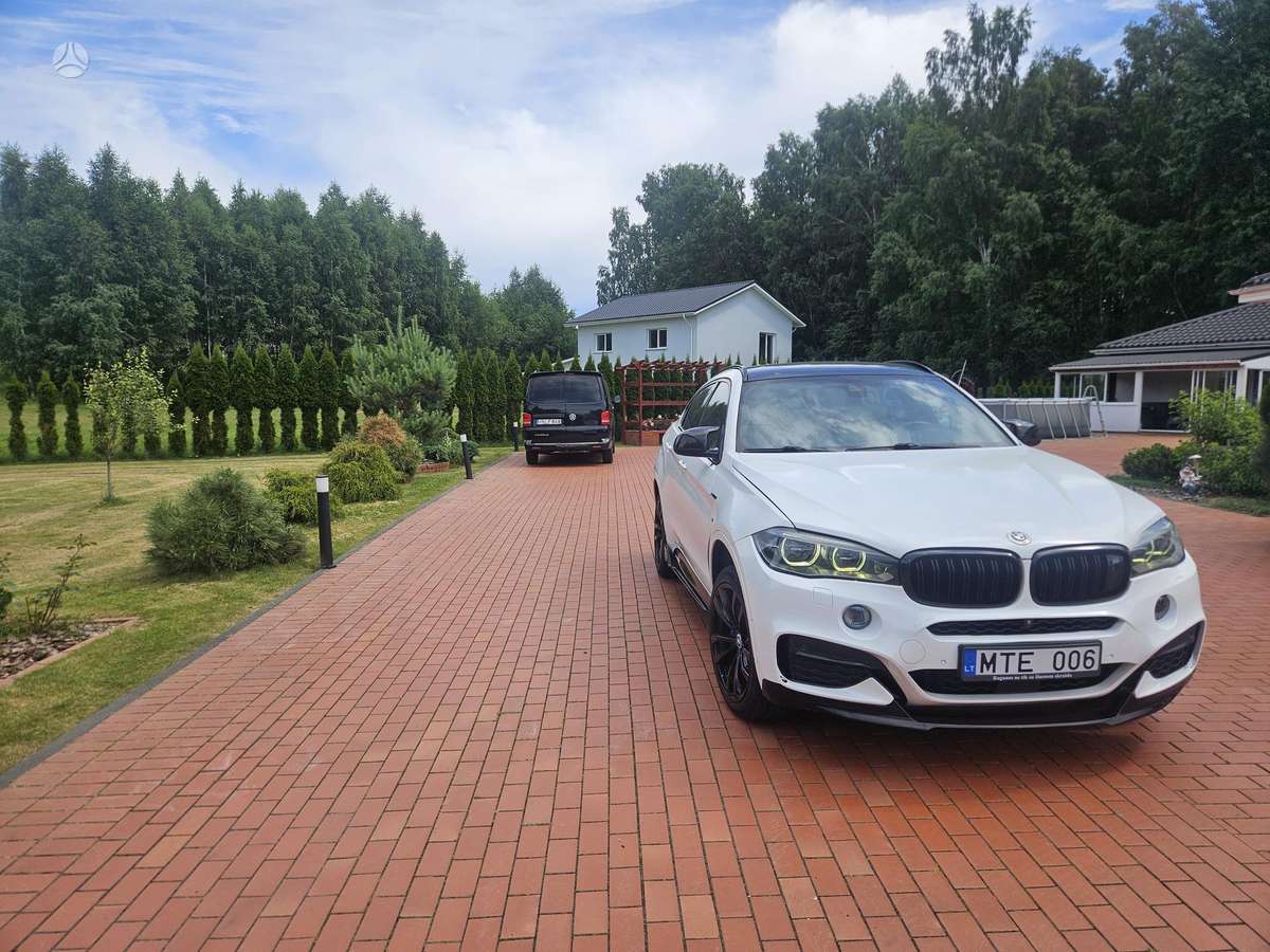 BMW X6 M, 3.0 l., hatchback
