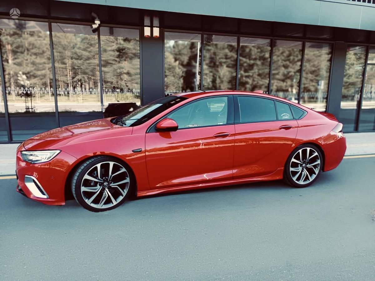 Opel Insignia, 2.0 l., hatchback
