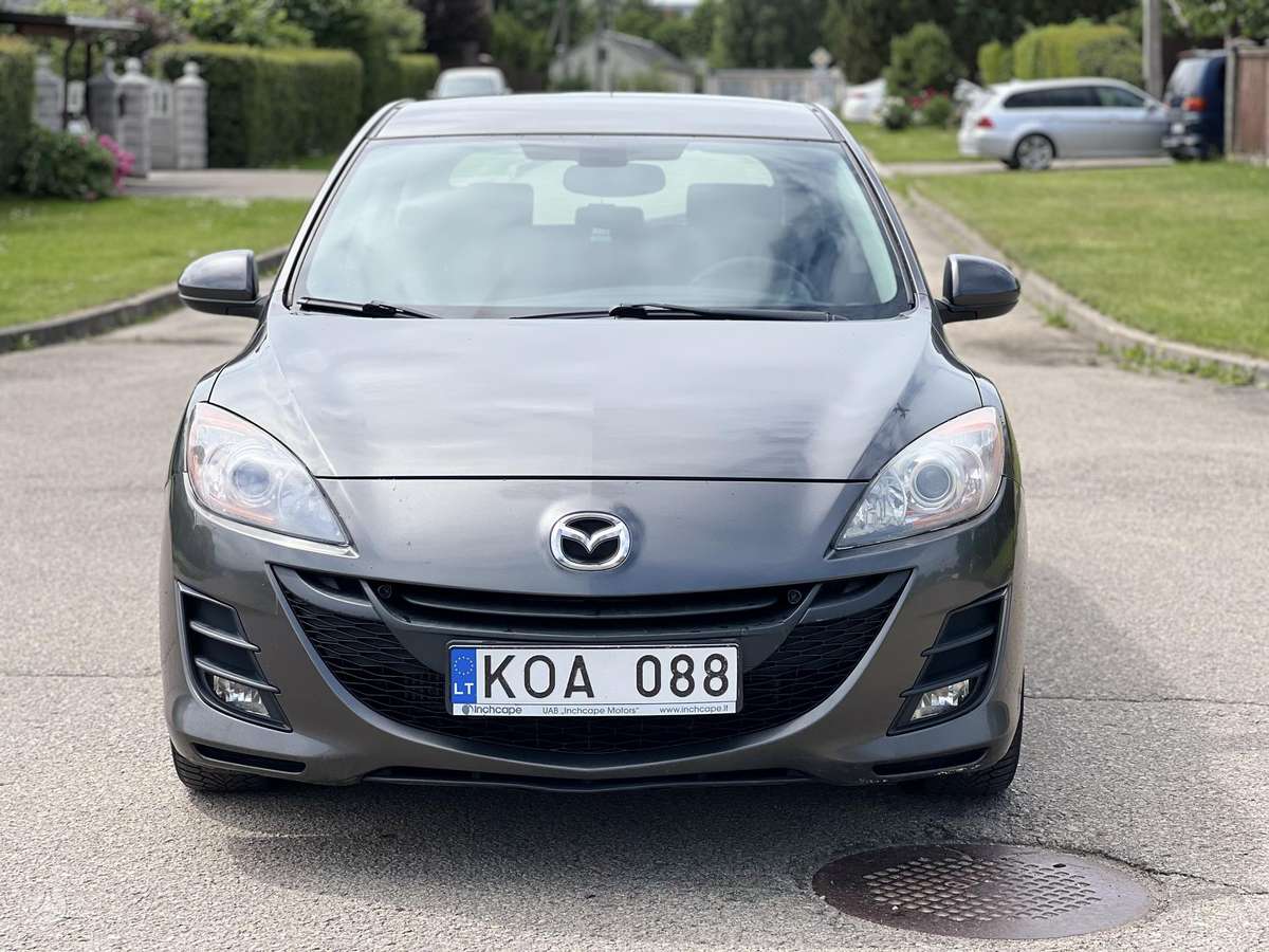 Mazda 3, 1.6 l., hatchback