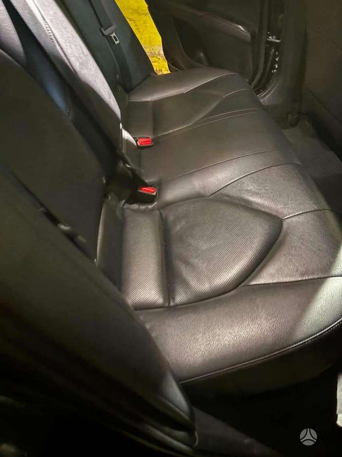 Toyota Camry - 11