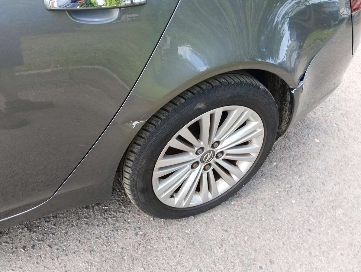Opel Insignia, 2.0 l., wagon