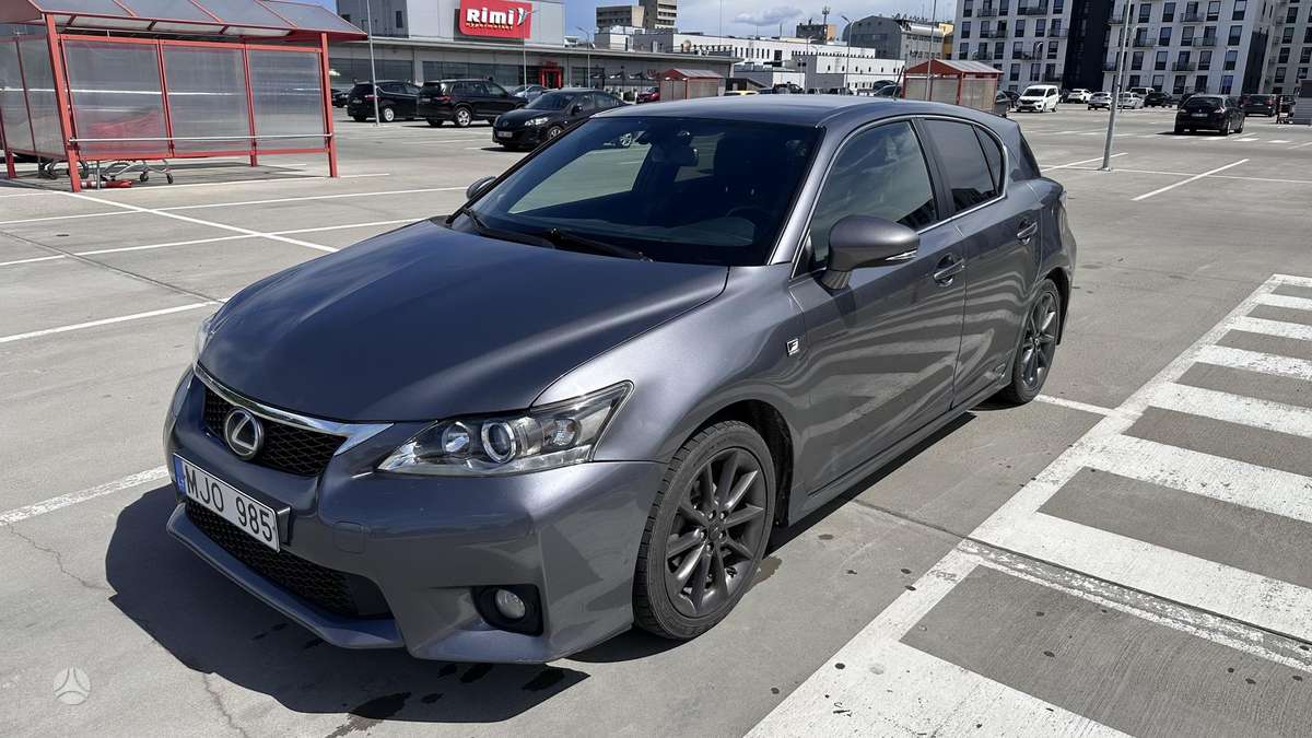 Lexus CT 200h, 1.8 l., hatchback