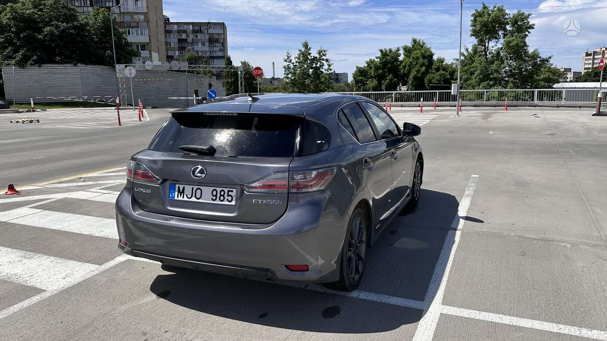Lexus CT 200h, 1.8 l., hatchback