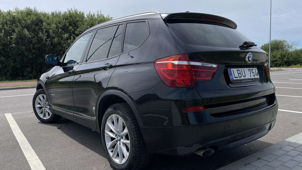 BMW X3, 2.0 l., off-road / crossover