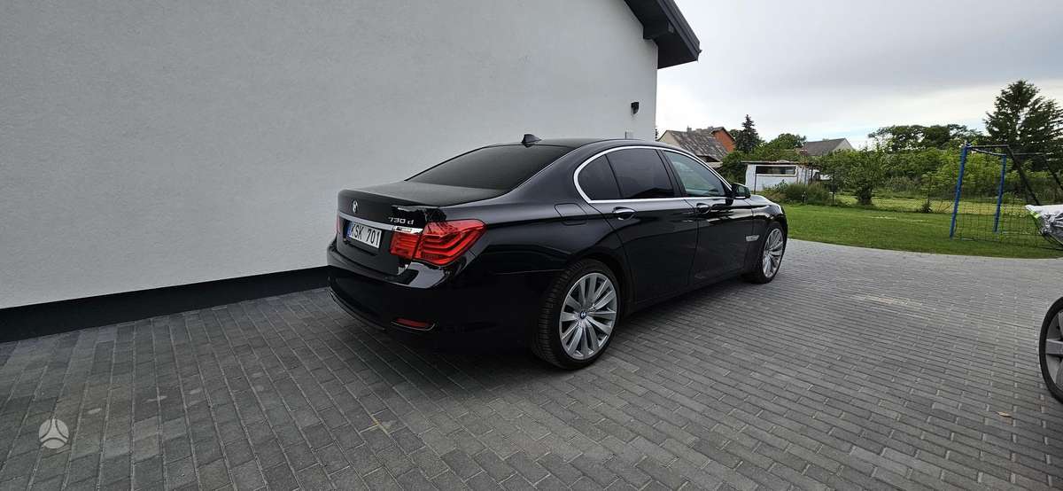BMW 730, 3.0 l., Седан