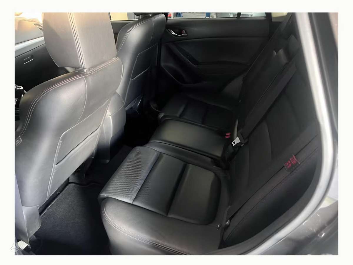 Mazda CX-5, 2.2 l., Внедорожник / Кроссовер