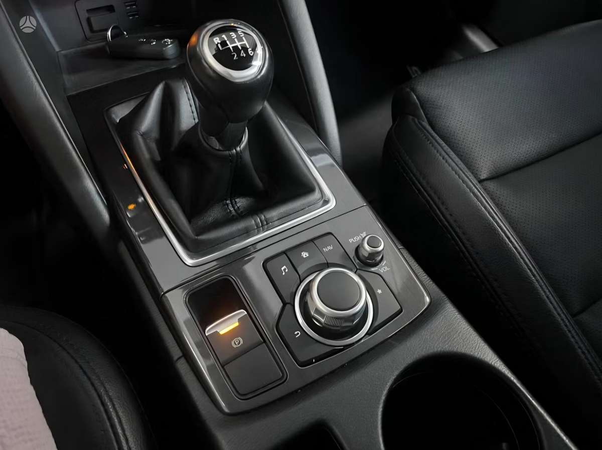 Mazda CX-5, 2.2 l., Внедорожник / Кроссовер