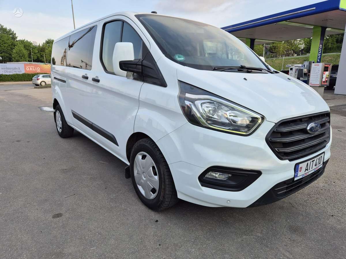Ford Transit Custom, keleivinis mikroautobusas