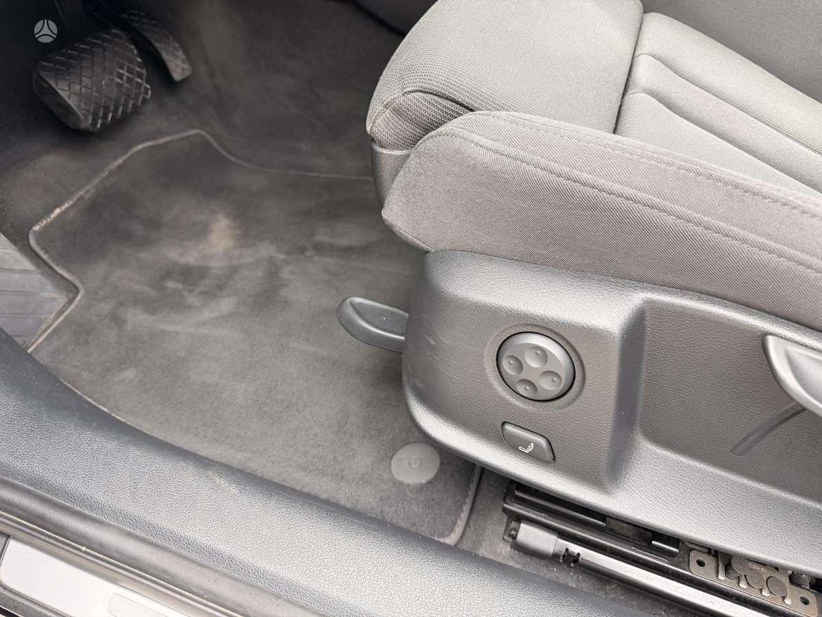 Audi A4, 2.0 l., universalas