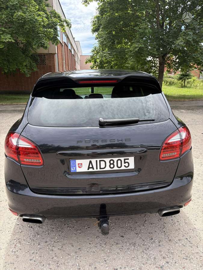 Porsche Cayenne - 6