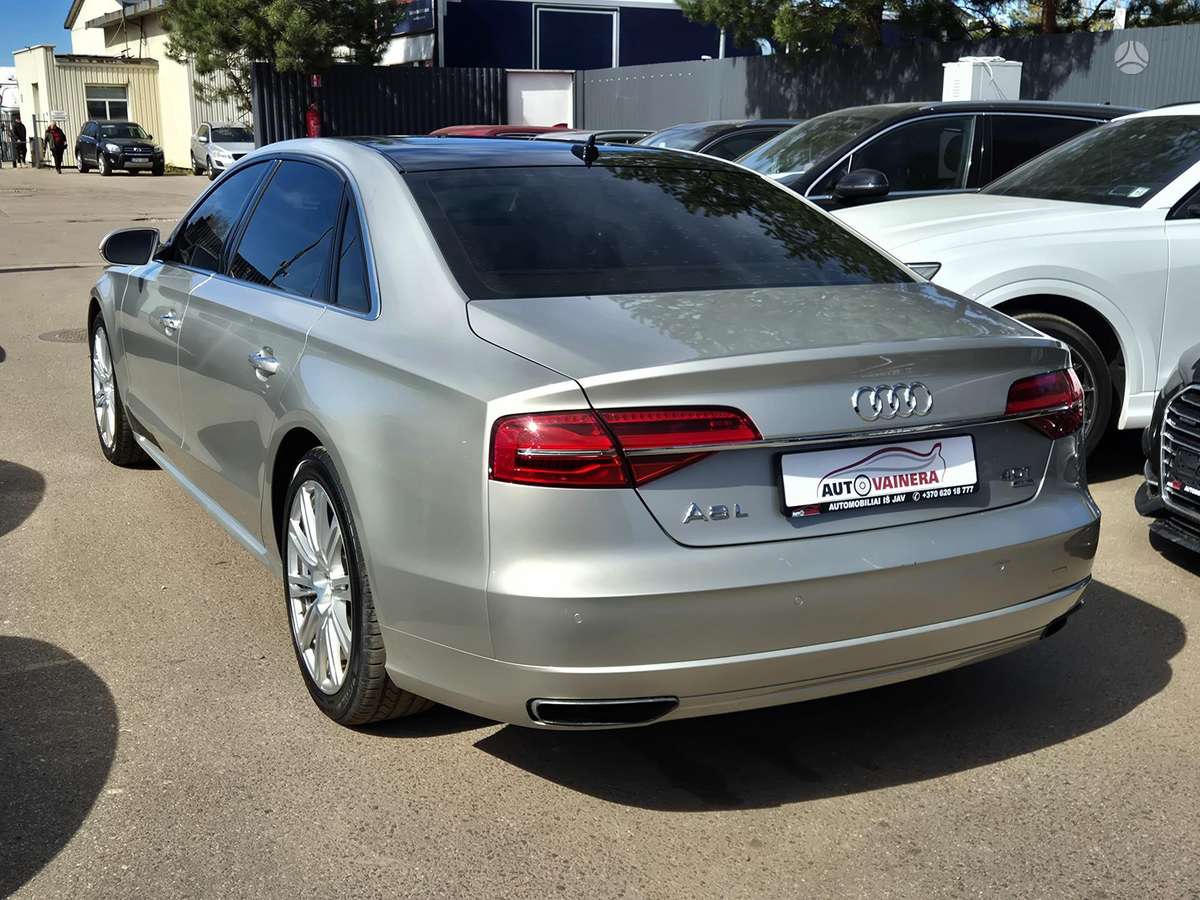 Audi A8, 4.0 l., Седан