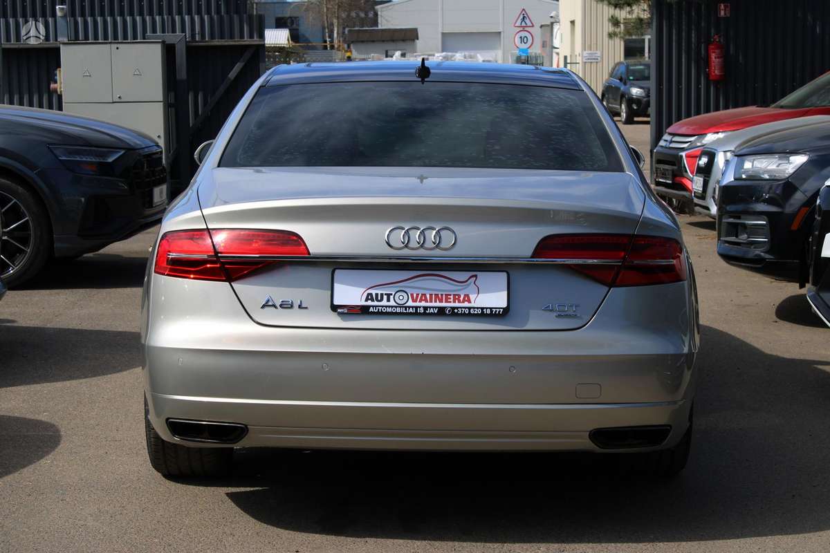 Audi A8, 4.0 l., Седан