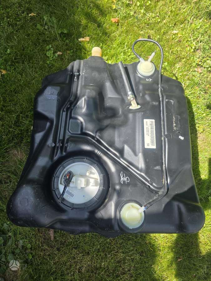 Ford C-MAX for parts. Dalimis nėra priekiniu sparnu ir durų priekiniu kel