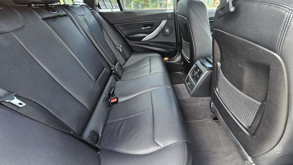 BMW 330, 3.0 l., Универсал