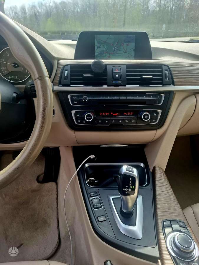 BMW 318, 2.0 l., wagon