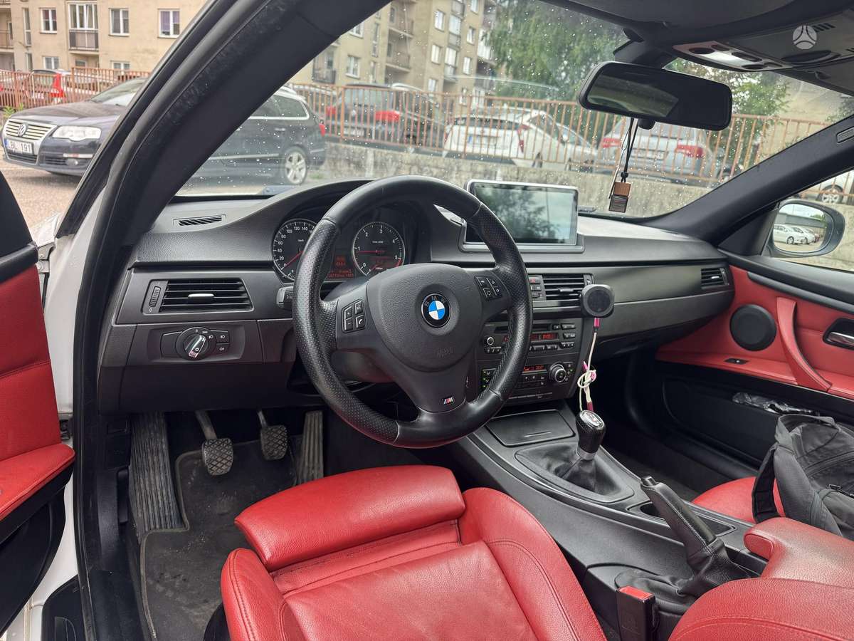 BMW 320, 2.0 l., Купе (coupe)