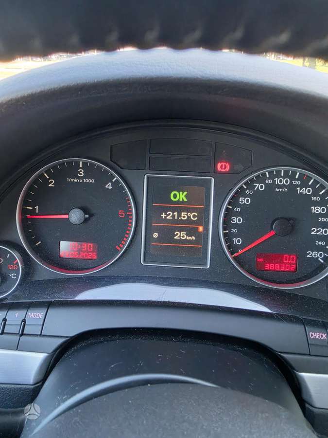 Audi A4, 2.7 l., sedanas