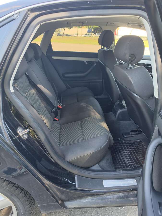 Audi A4, 2.7 l., Седан