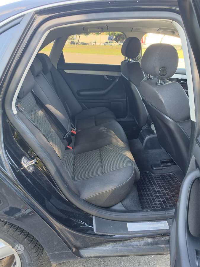 Audi A4, 2.7 l., sedanas