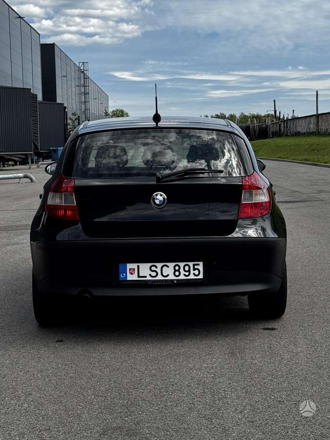 BMW 118, 2.0 l., hatchback
