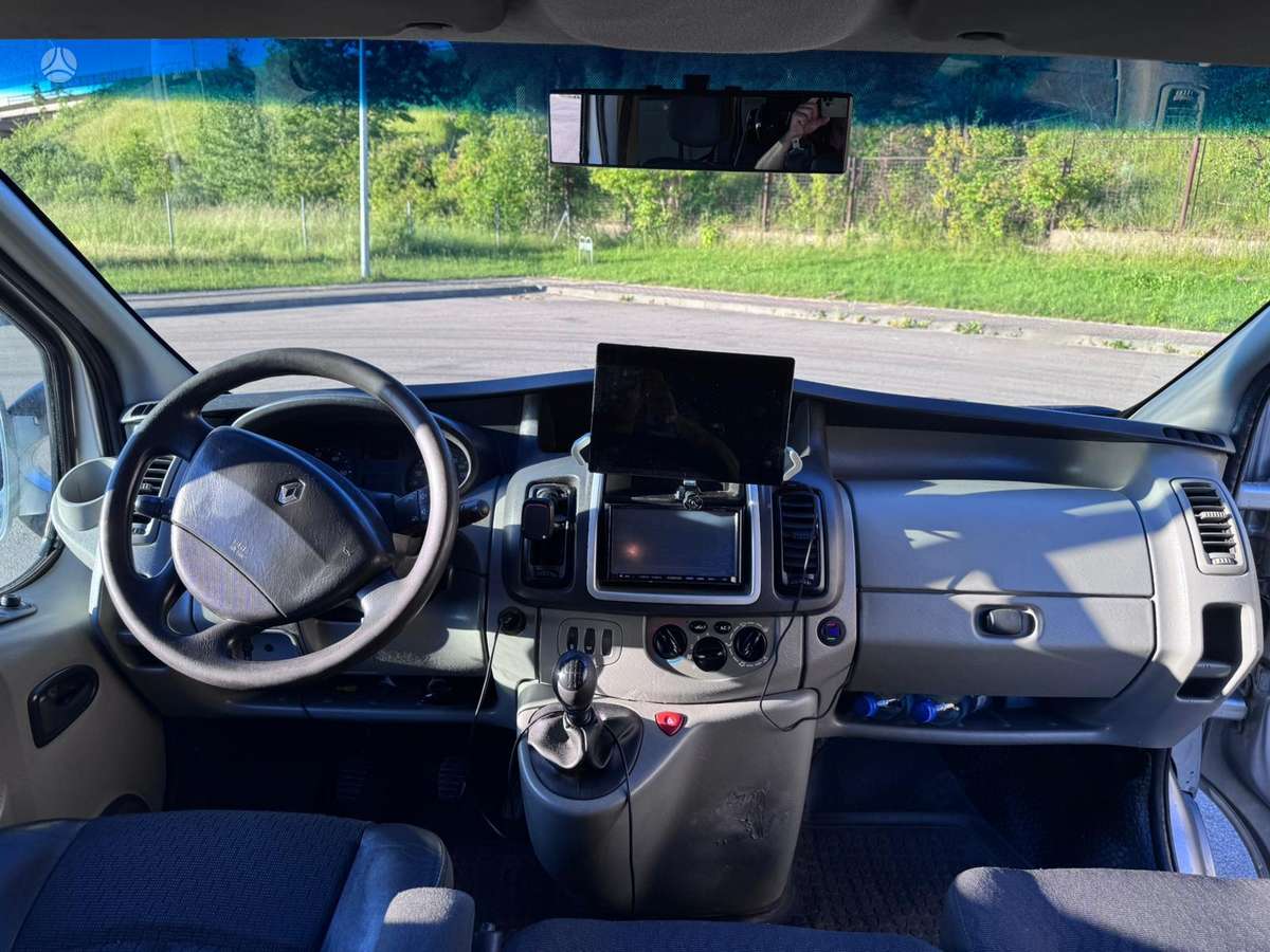 Renault Trafic, 2.0 l., Минивэн