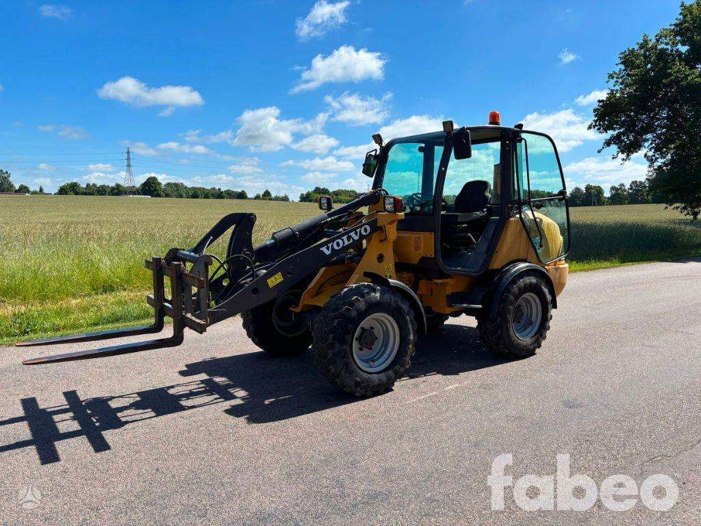Volvo L25B, фронтальные погрузчики