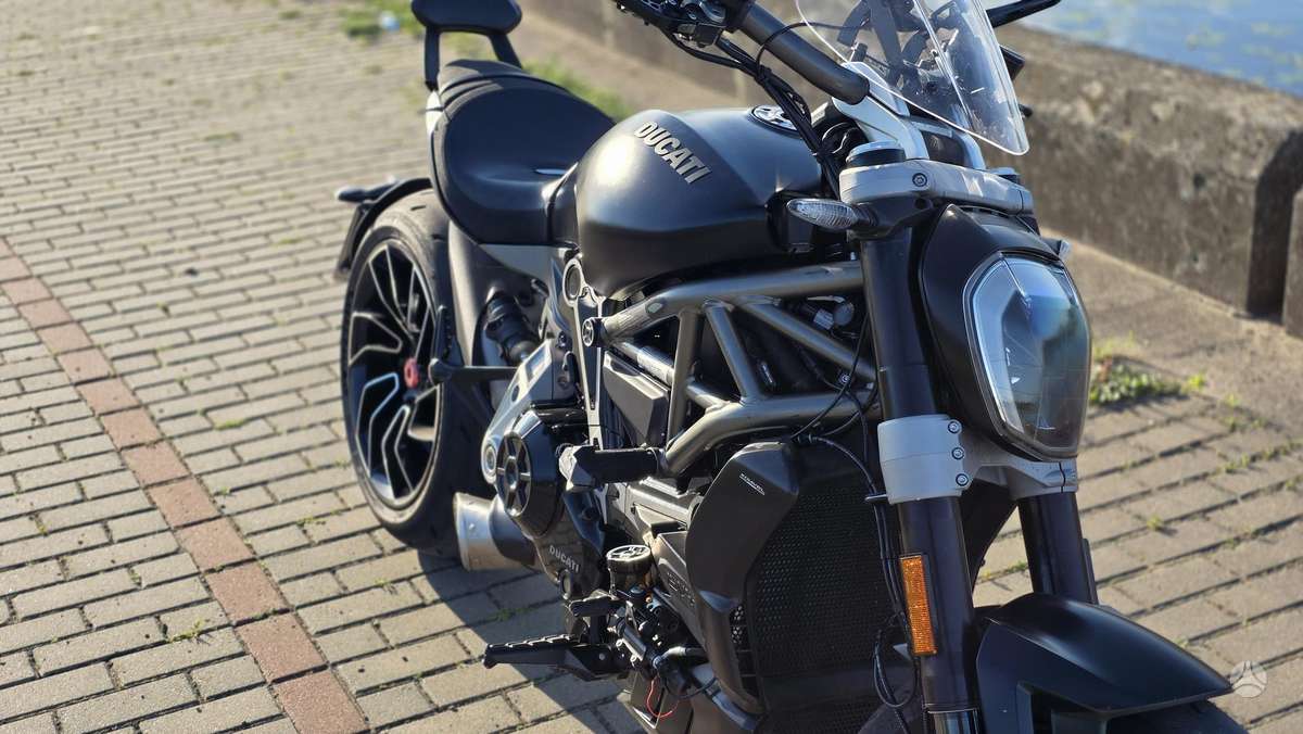 Ducati Diavel 1261cc, choppers / cruisers / custom