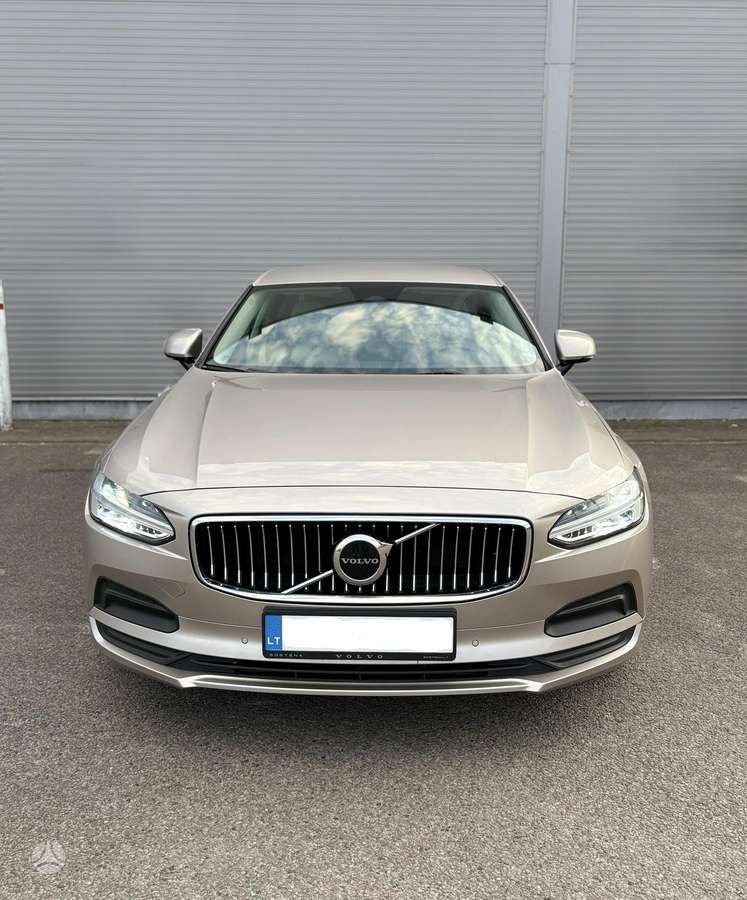 Volvo S90 - 2