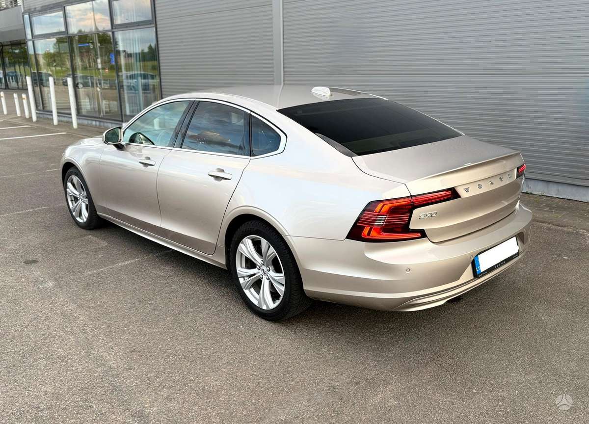 Volvo S90 - 5