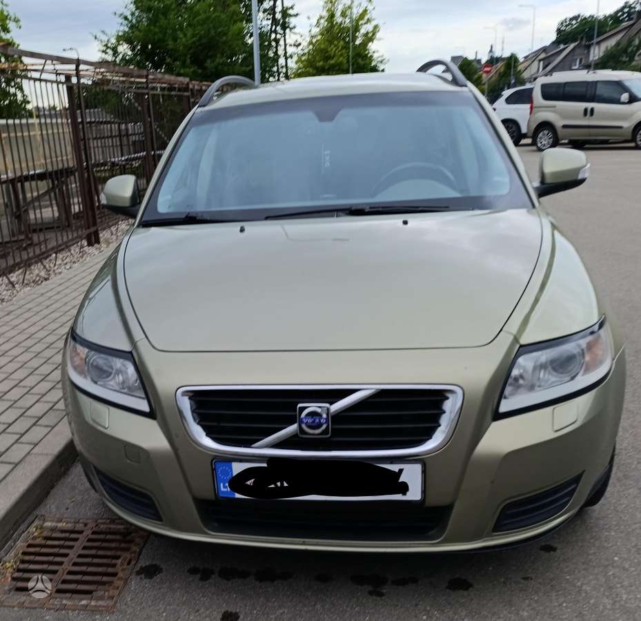 Volvo V50 - 3