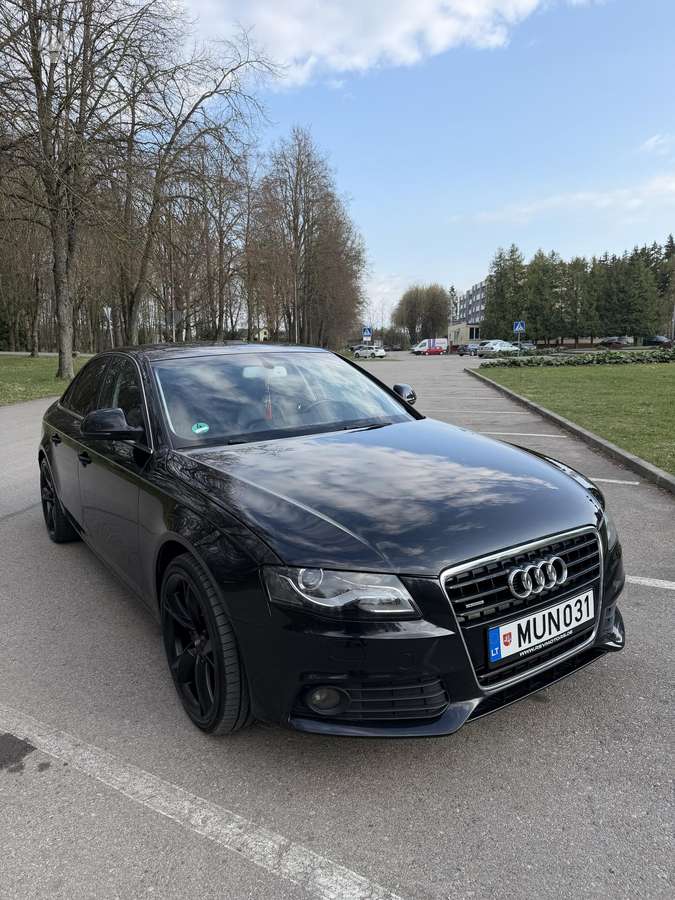 Audi A4, 3.0 l., Седан