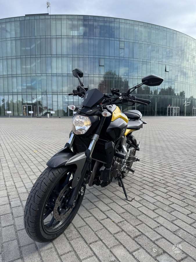 Yamaha MT 07 689cc, street / classic