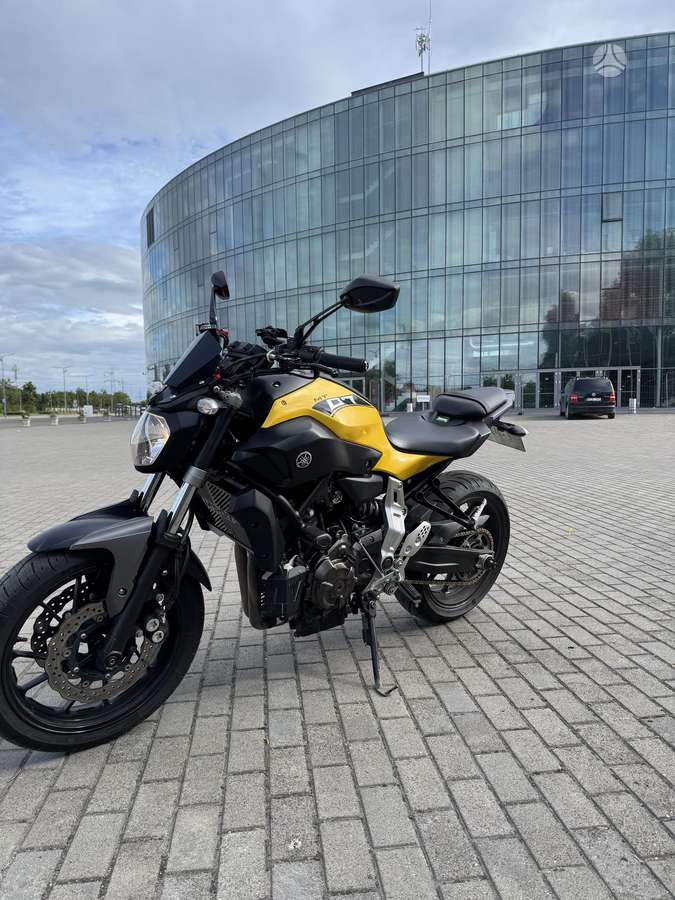 Yamaha MT 07 689cc, street / classic