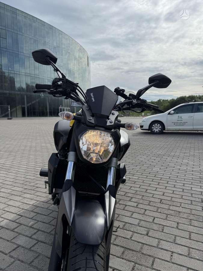 Yamaha MT 07 689cc, street / classic