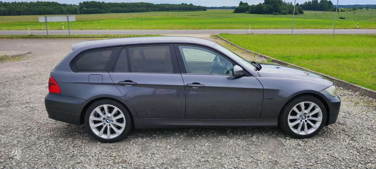 BMW 320, 2.0 l., universalas