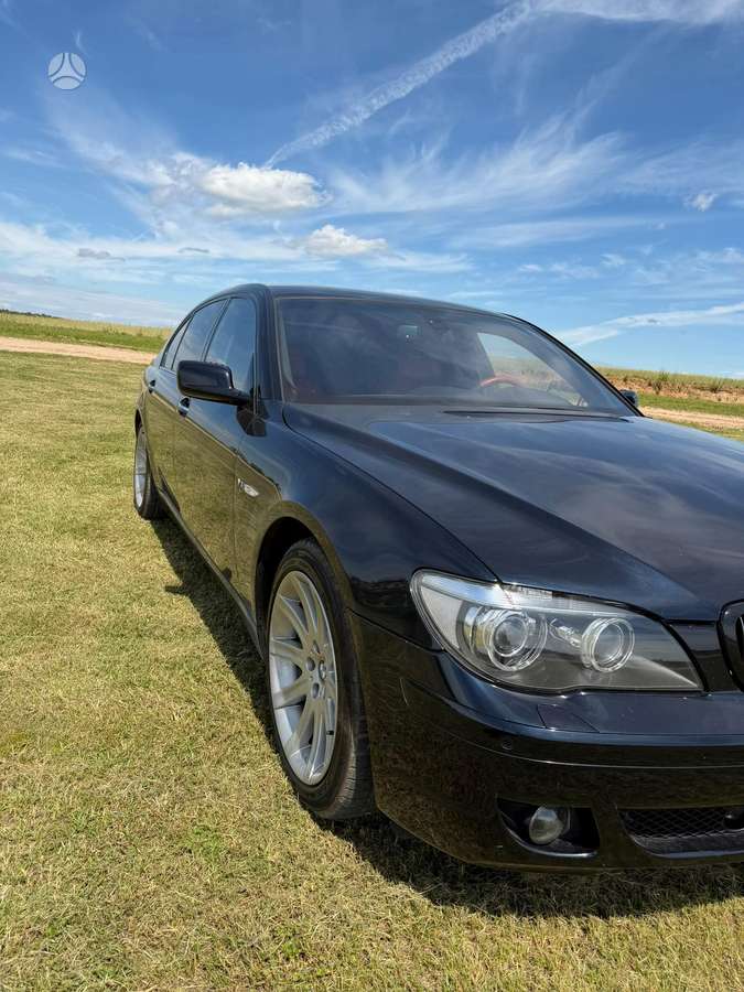 BMW 760, 6.0 l., Седан