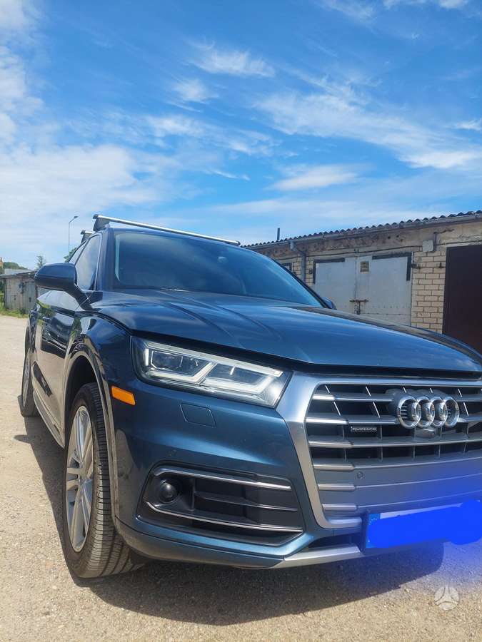 Audi Q5, 2.0 l., mpv / minivan
