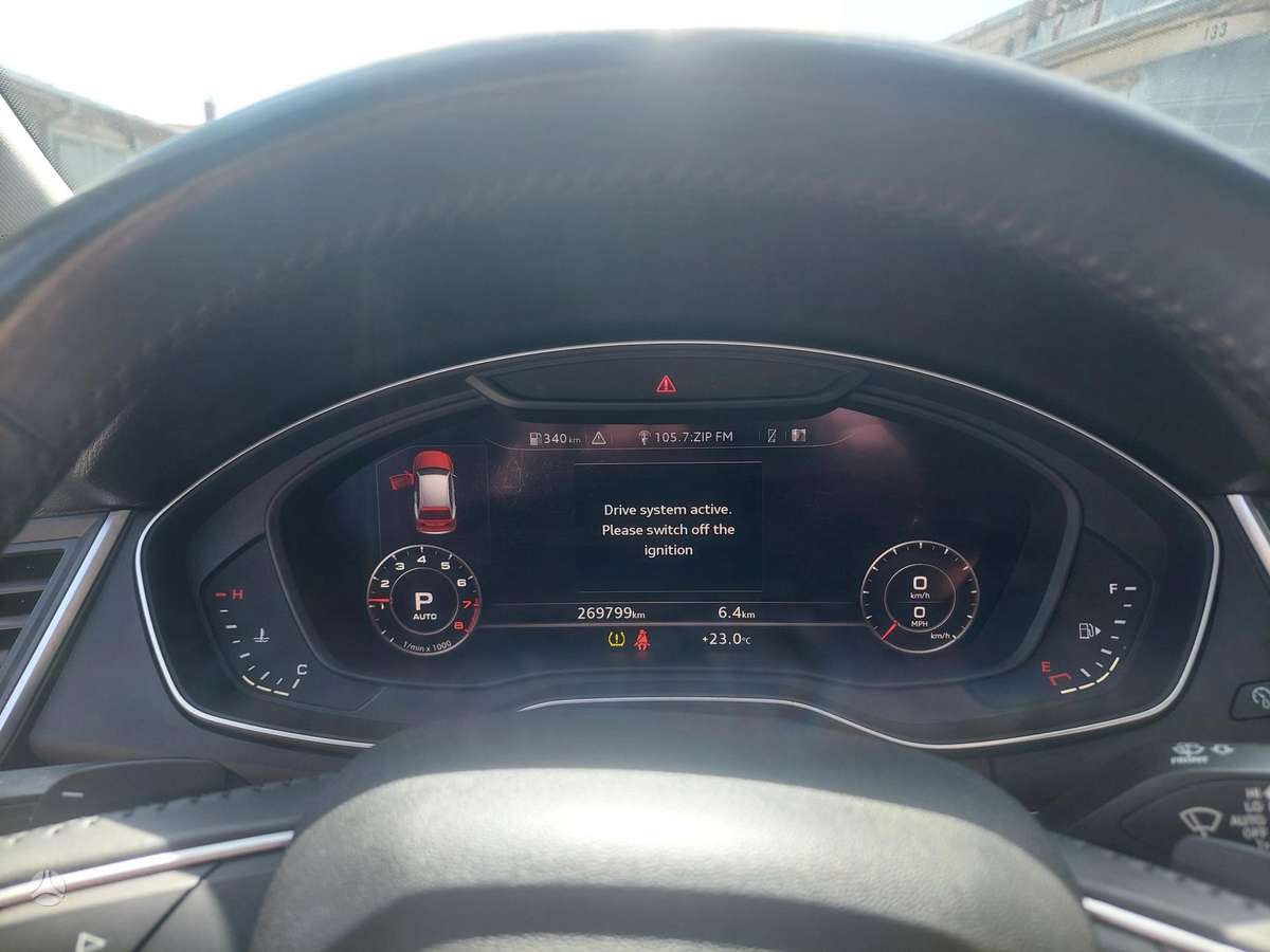 Audi Q5, 2.0 l., mpv / minivan