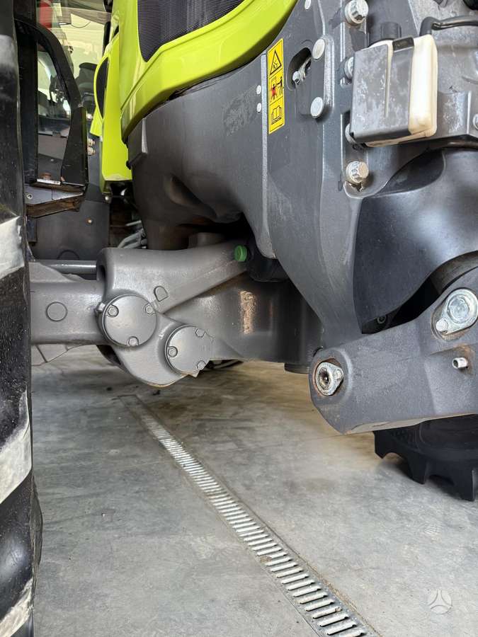 Claas Axion 810 CMATIC, тракторы