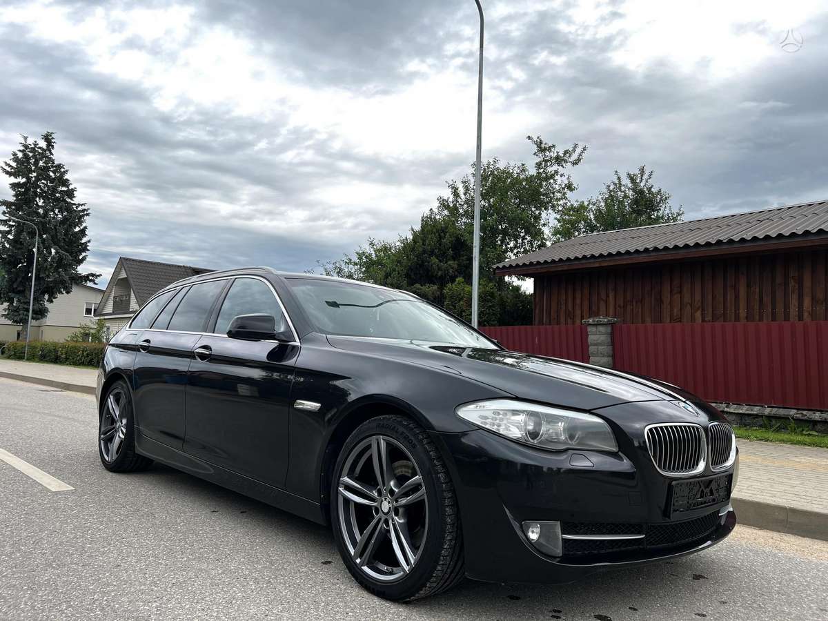 BMW 520, 2.0 l., Универсал