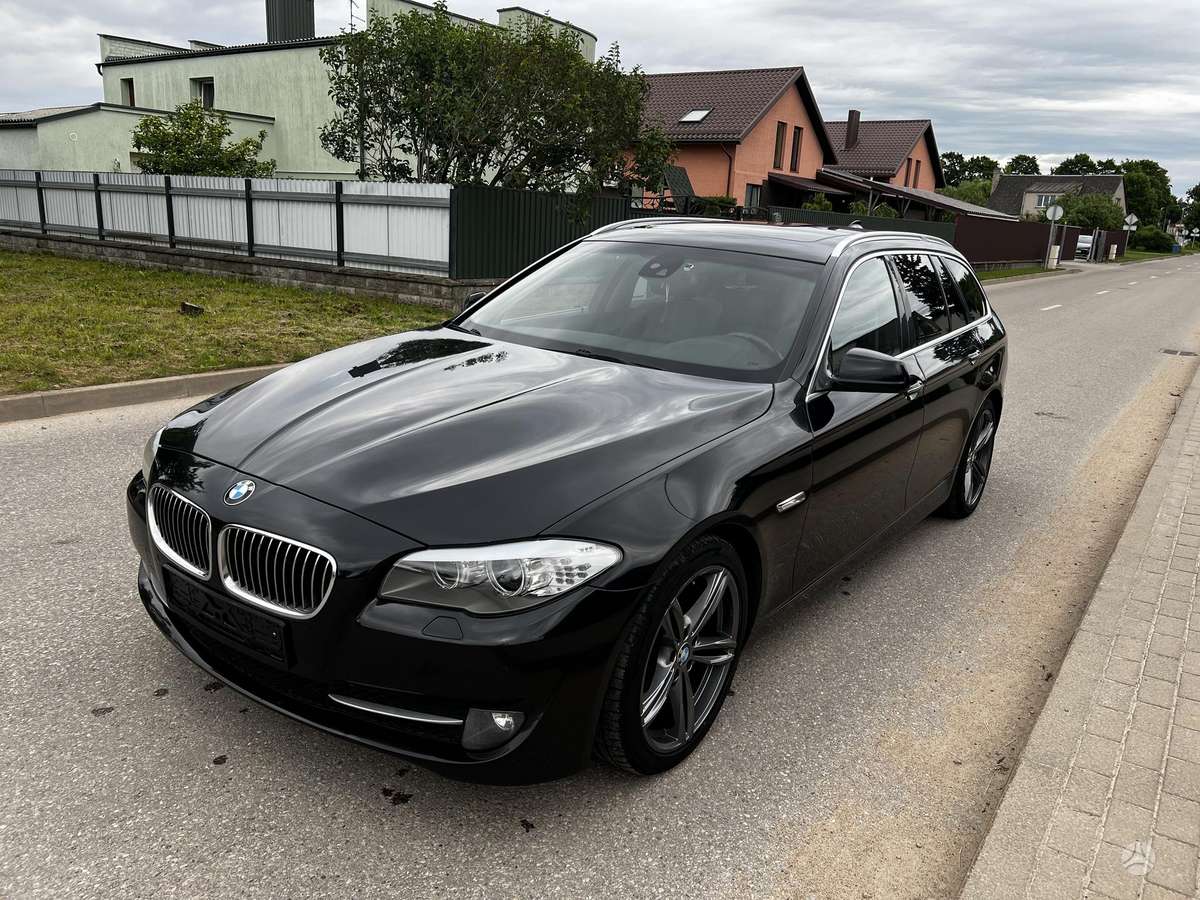 BMW 520, 2.0 l., Универсал