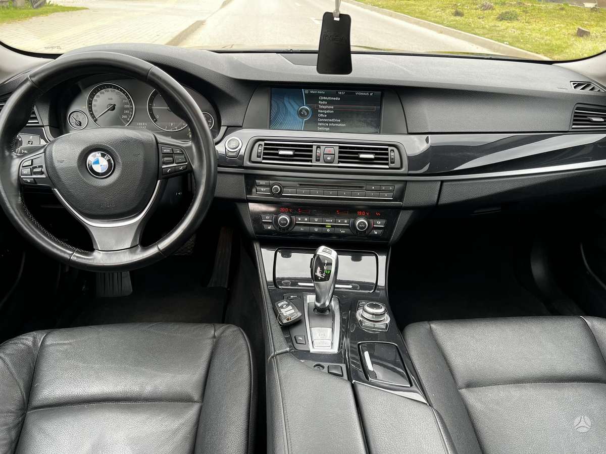 BMW 520, 2.0 l., Универсал