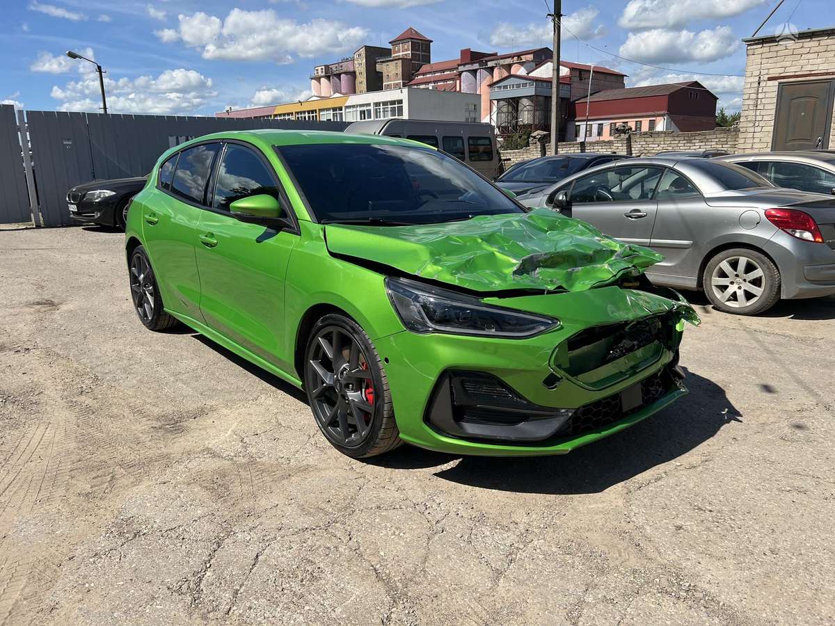Ford Focus, 2.3 l., Хэтчбек