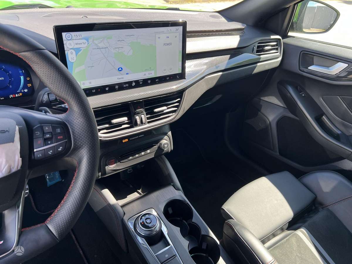 Ford Focus, 2.3 l., hatchback