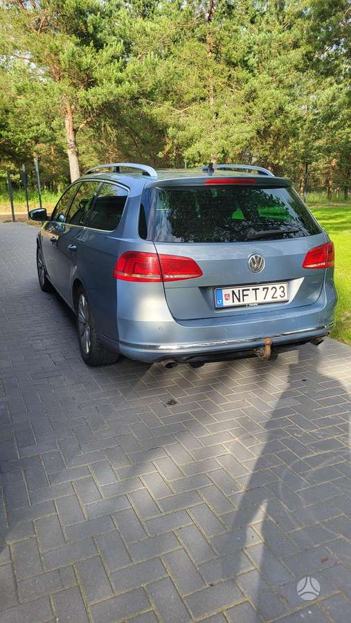 Volkswagen Passat - 2