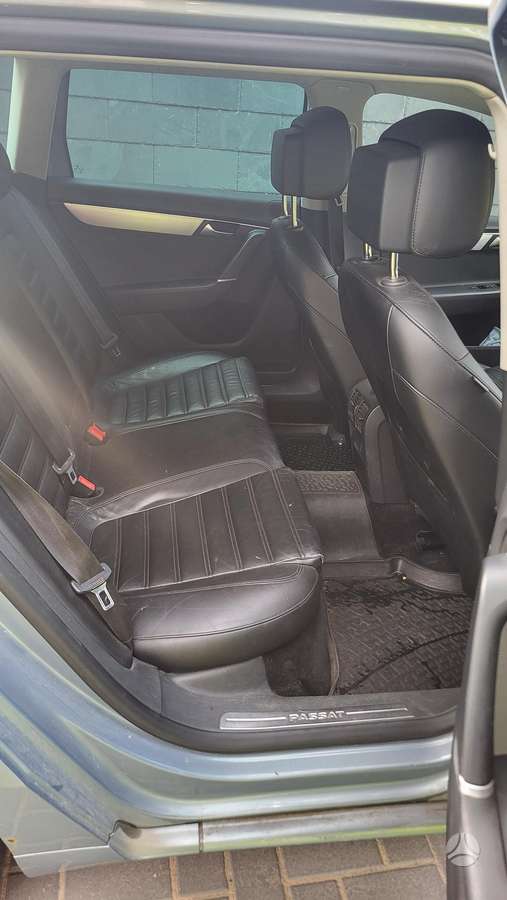 Volkswagen Passat - 5