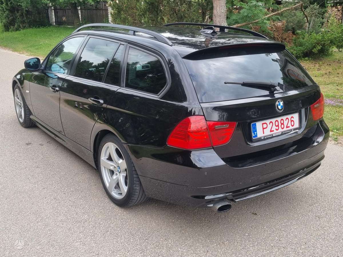BMW 318, 2.0 l., wagon