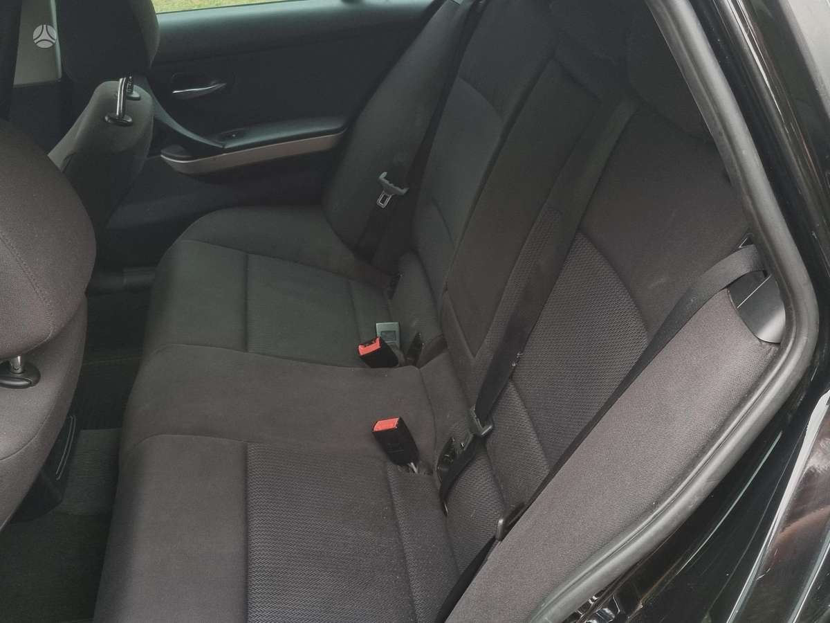 BMW 318, 2.0 l., wagon
