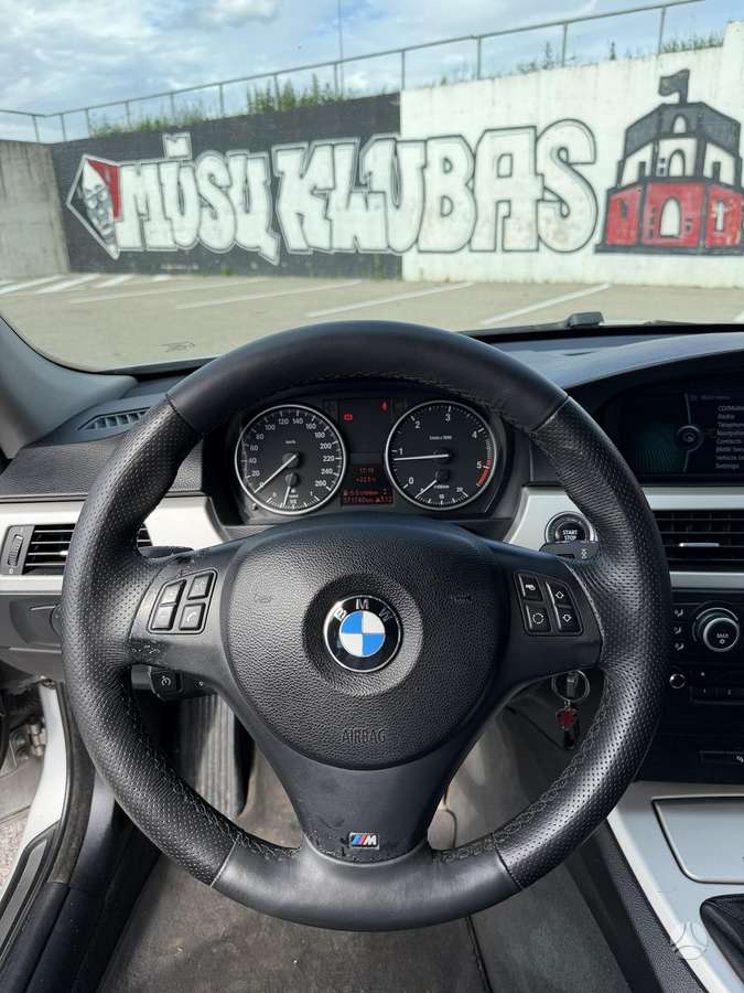 BMW 318, 2.0 l., Универсал