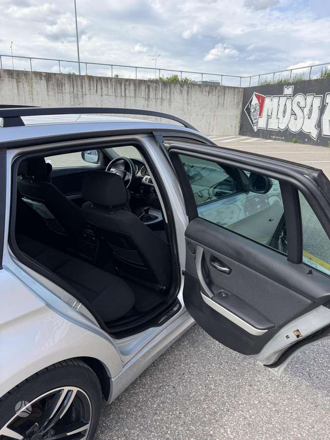 BMW 318, 2.0 l., Универсал